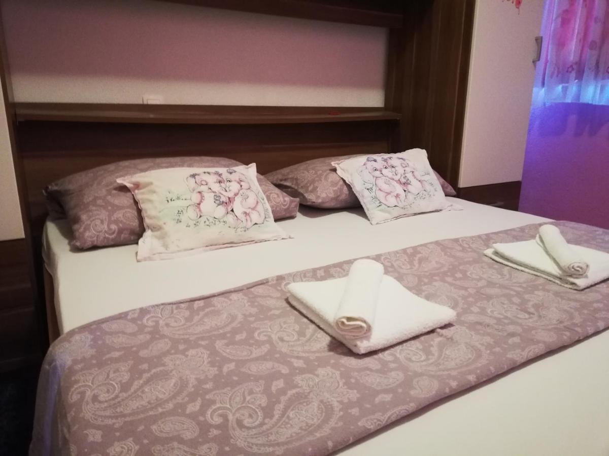 Villa Roza 2 Марина Екстериор снимка